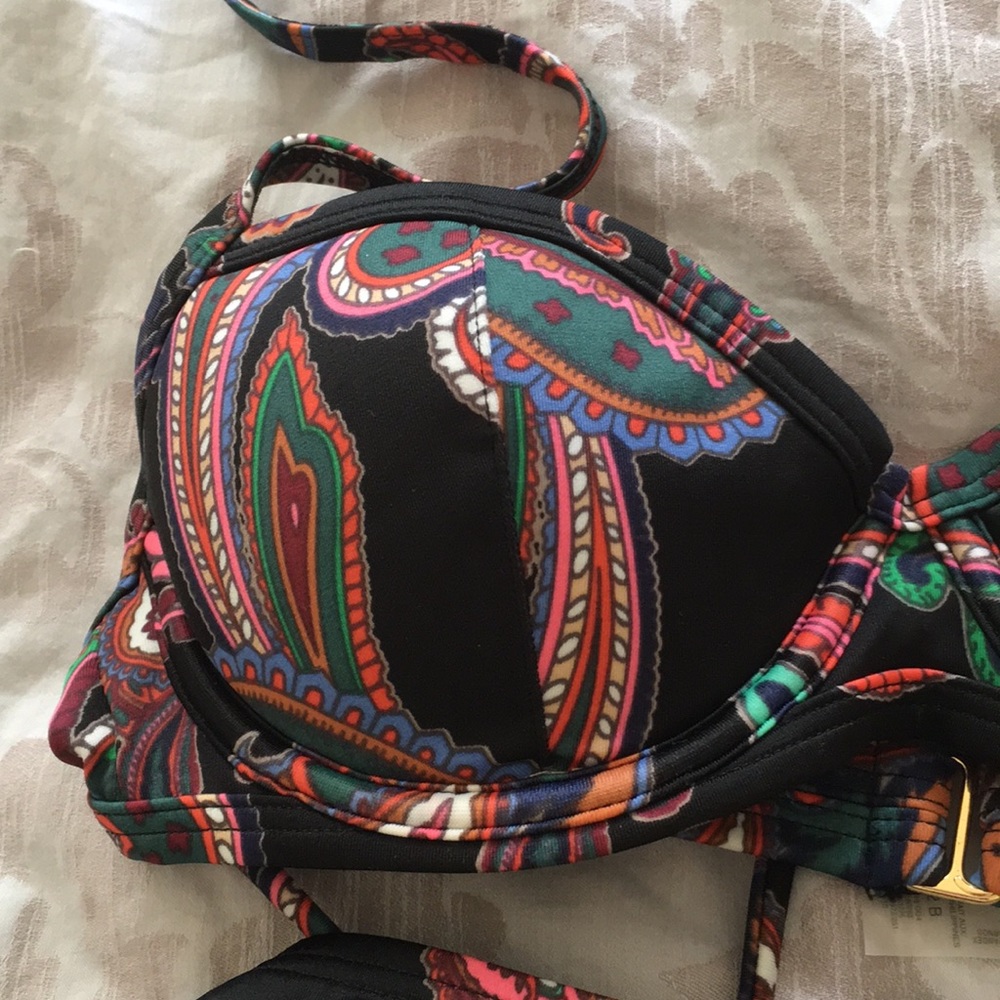 Victoria’s Secret Black Paisley Print Bikini - Picture 6 of 6